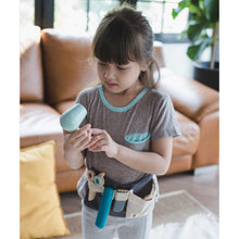 Load image into Gallery viewer, girl playing with pretend play toy hairdresser play set
